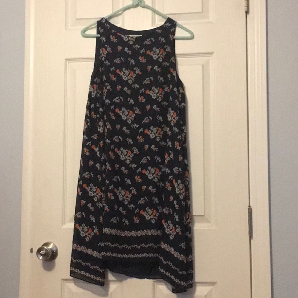 Sleeveless floral dress.  Like new.